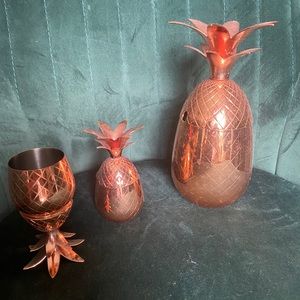 Rose gold pineapple shot glasses and tumbler